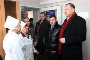 Губернатор поручил распространить опыт Гурьевского района по развитию сети фельдшерско-акушерских пунктов на всю область Губернатор поручил распространить опыт Гурьевского района по развитию сети фельдшерско-акушерских пунктов на всю область