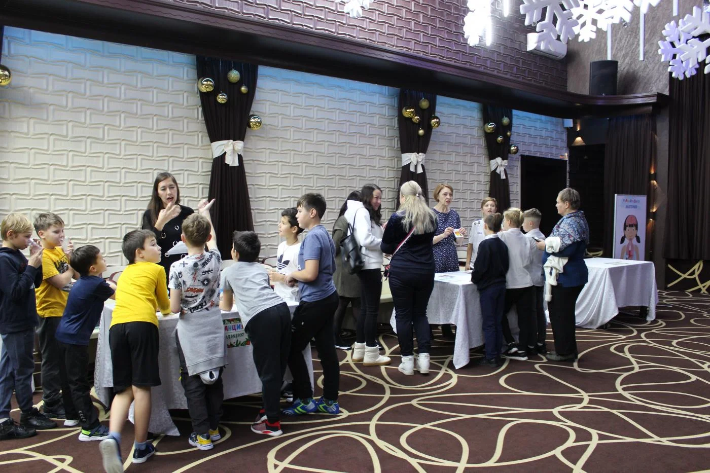 Тридцать воспитанников региональных спортивных школ посетили новогодние «станции здоровья»