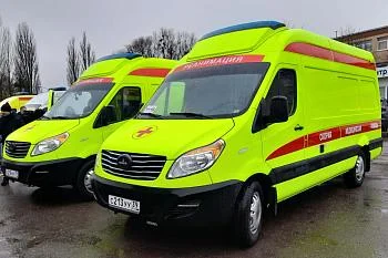 Служба скорой медицинской помощи региона получила два новых реанимобиля