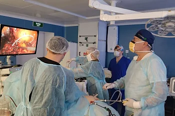 Калининградские медики освоили новые подходы хирургии, избавляющей от боли, а также возможности ИИ